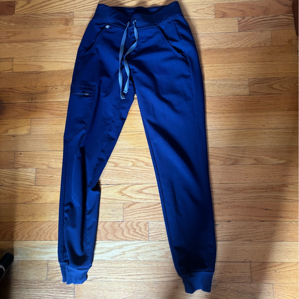 Figs Zamora Women’s Jogger Scrub Pants